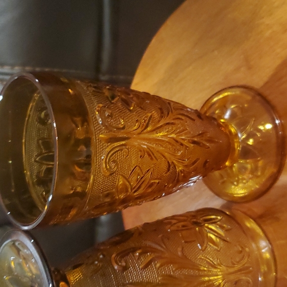 2 Tiara amber tumblers - Picture 3 of 5